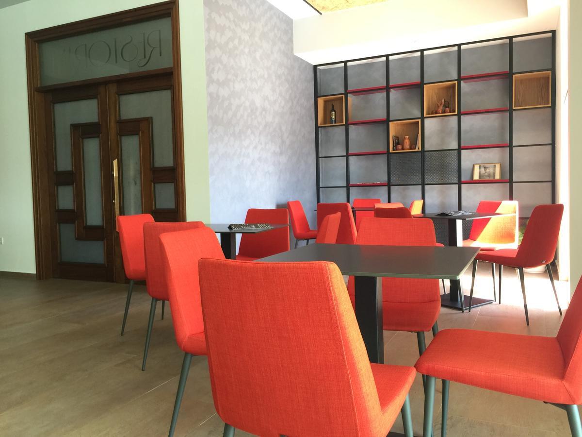 Herges Hotel Durres Exterior photo